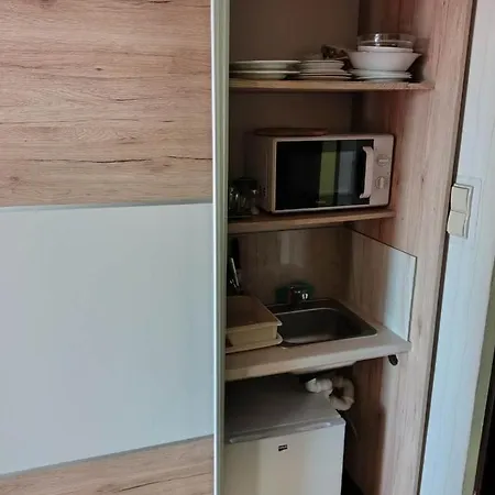 400 M Od Mola Dzielnica Uzdrowiskowa * Kołobrzeg