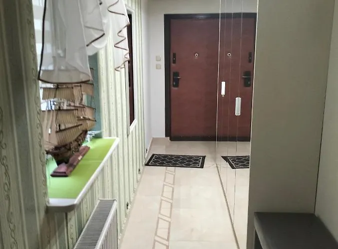 400 M Od Mola Dzielnica Uzdrowiskowa *